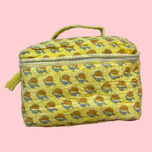 *IMPERFECT* INDIE VANITY BAG [HYDRANGEA YELLOW]