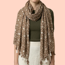 CLAY FLOWER SCARF