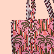 THE WEEKENDER TOTE [SOL PALM TREE PINK]