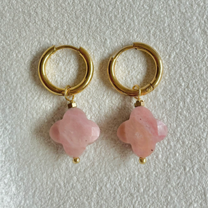 STONE CLOVER EAR HOOPS [RHODONITE]