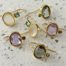 VANESSA GEM EARRINGS [BLUE IVORY]