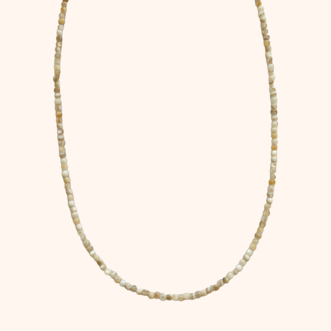 PEBBLE BEACH NECKLACE [SHELL]