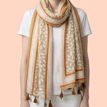 OCHRE COUNTRY SCARF