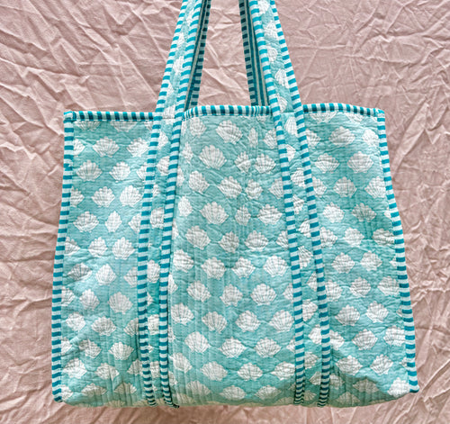 THE WEEKENDER TOTE [TEAL SEASHELL]