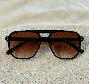 SPLENDOUR SUNGLASSES [BLACK]