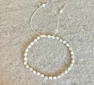 COURTNEY BRACELET [WHITE]