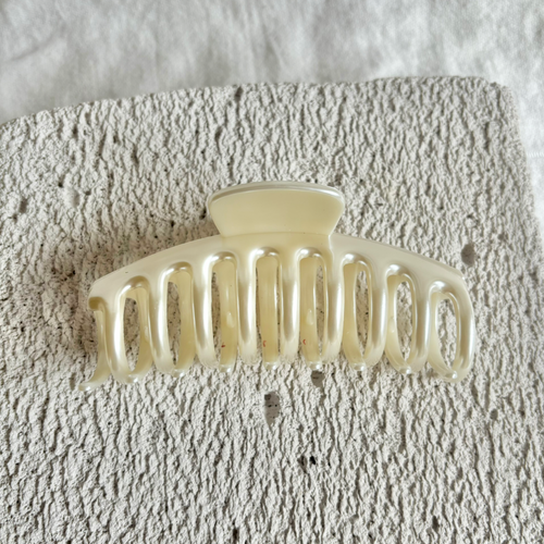 PEARLY HAIR CLIP