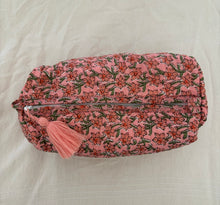 INDIE COSMETIC BAG [STRAWBERRY BLOSSOM]