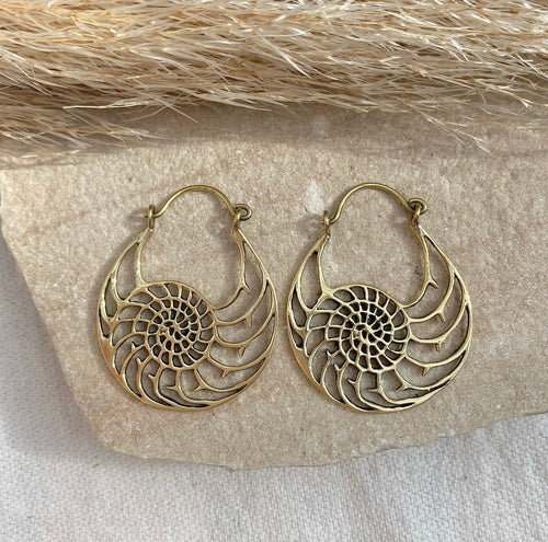 GILI BRASS EAR HOOPS