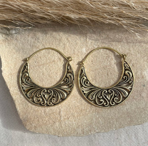 SANUR BRASS EAR HOOPS